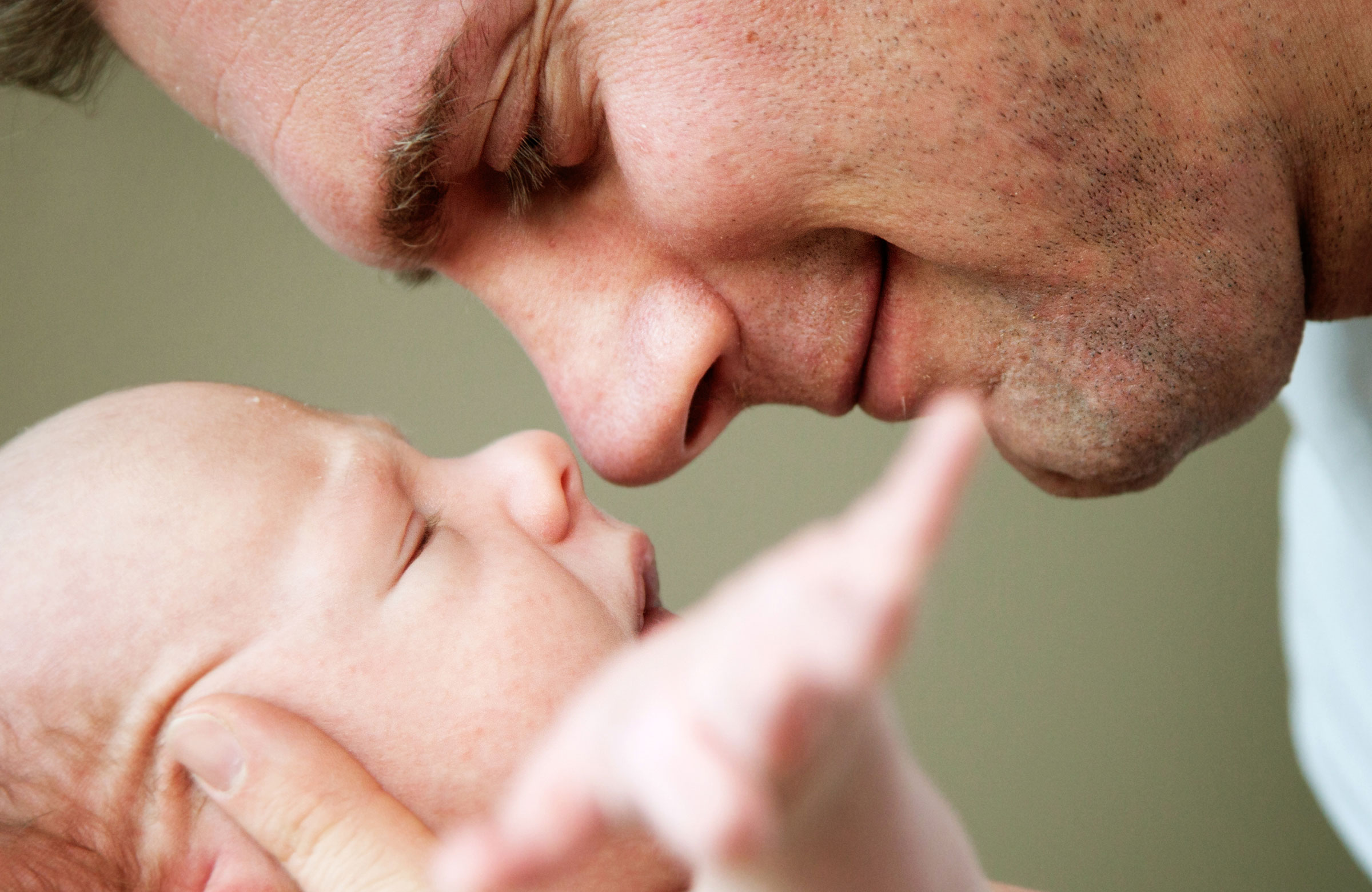 Mastering the Basics: An Essential Guide to Male Fertility for Fathers-to-Be