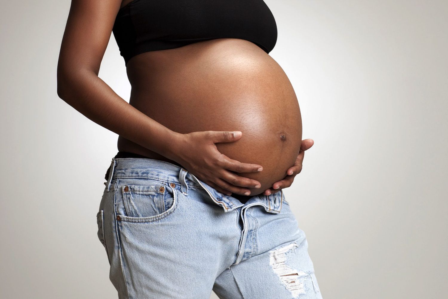 Pregnancy with Ovarian Cysts and Polycystic Ovarian Syndrome.